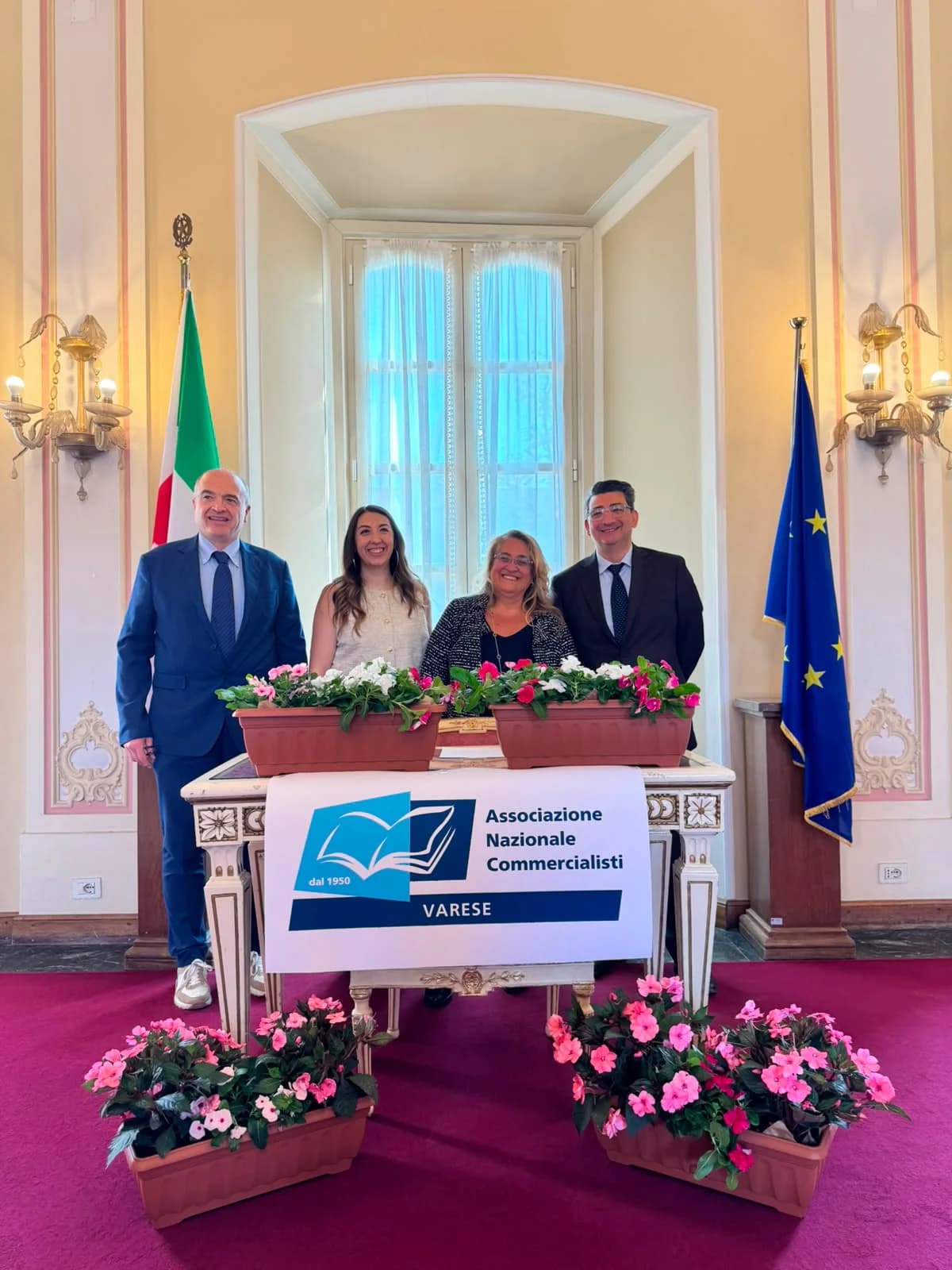 Componenti di ANC Varese nella Sala Matrimoni di Palazzo Estense, 26 giugno 2026